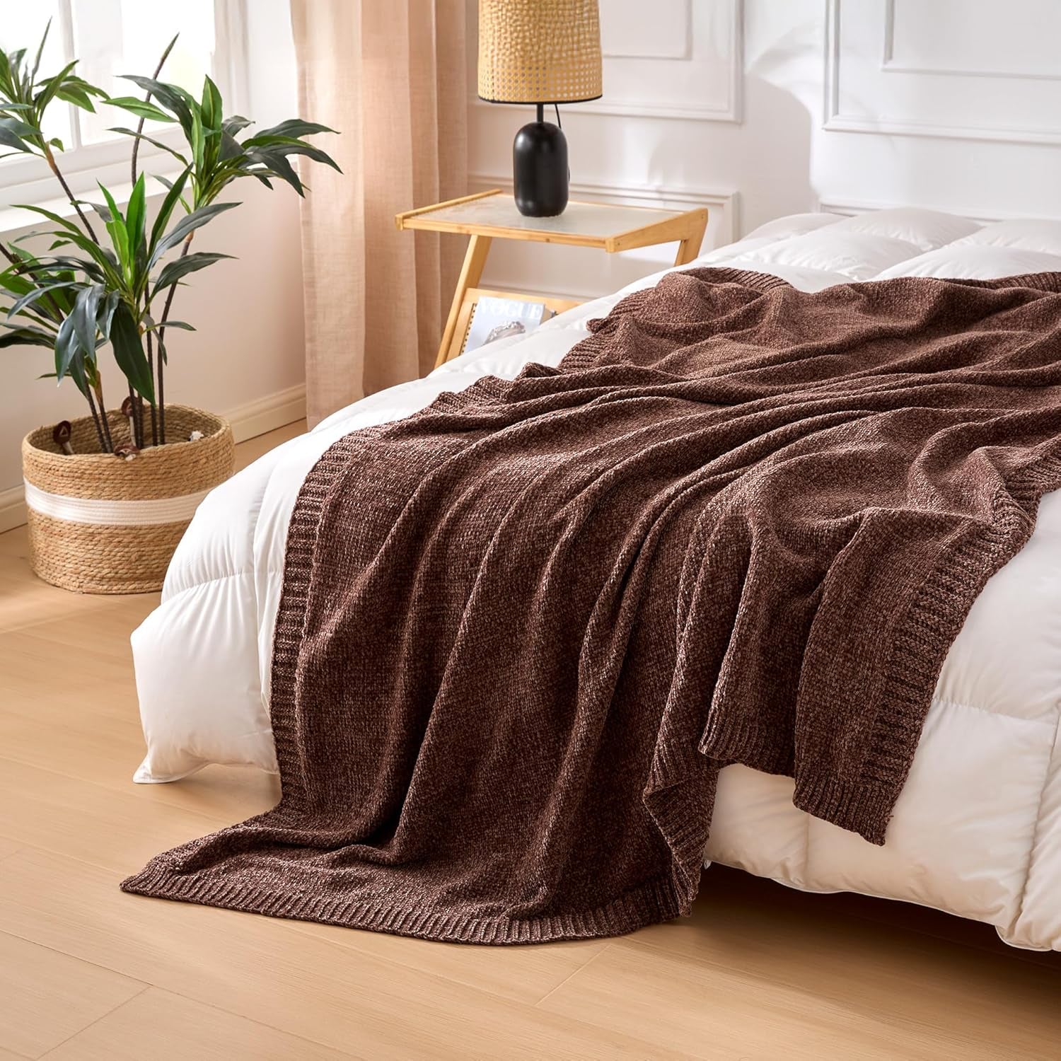 Chunky Chenille Knit Microfiber Throw Blanket for Couch, Bed and Sofa, Soft and Warm Lightweight Jersey, 60"×80", Brown