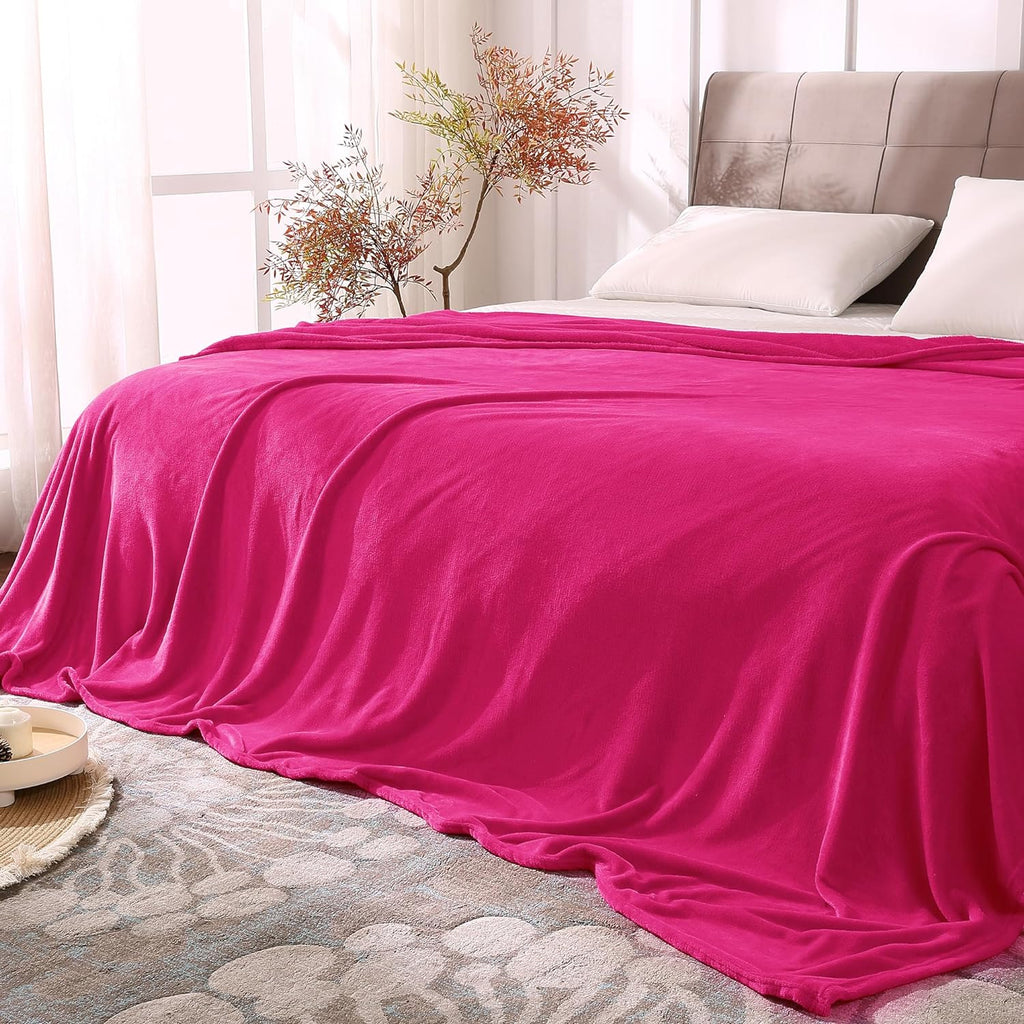 King Size Blanket for Bed, Luxury Plush Cozy Fuzzy Fleece Blanket 108X90 Inches, Super Soft Warm Big Lightweight Throw Blanket All Seasons Suitable, Black