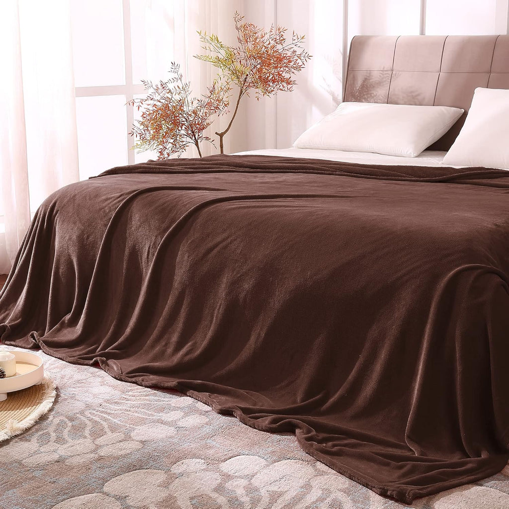 King Size Blanket for Bed, Luxury Plush Cozy Fuzzy Fleece Blanket 108X90 Inches, Super Soft Warm Big Lightweight Throw Blanket All Seasons Suitable, Black