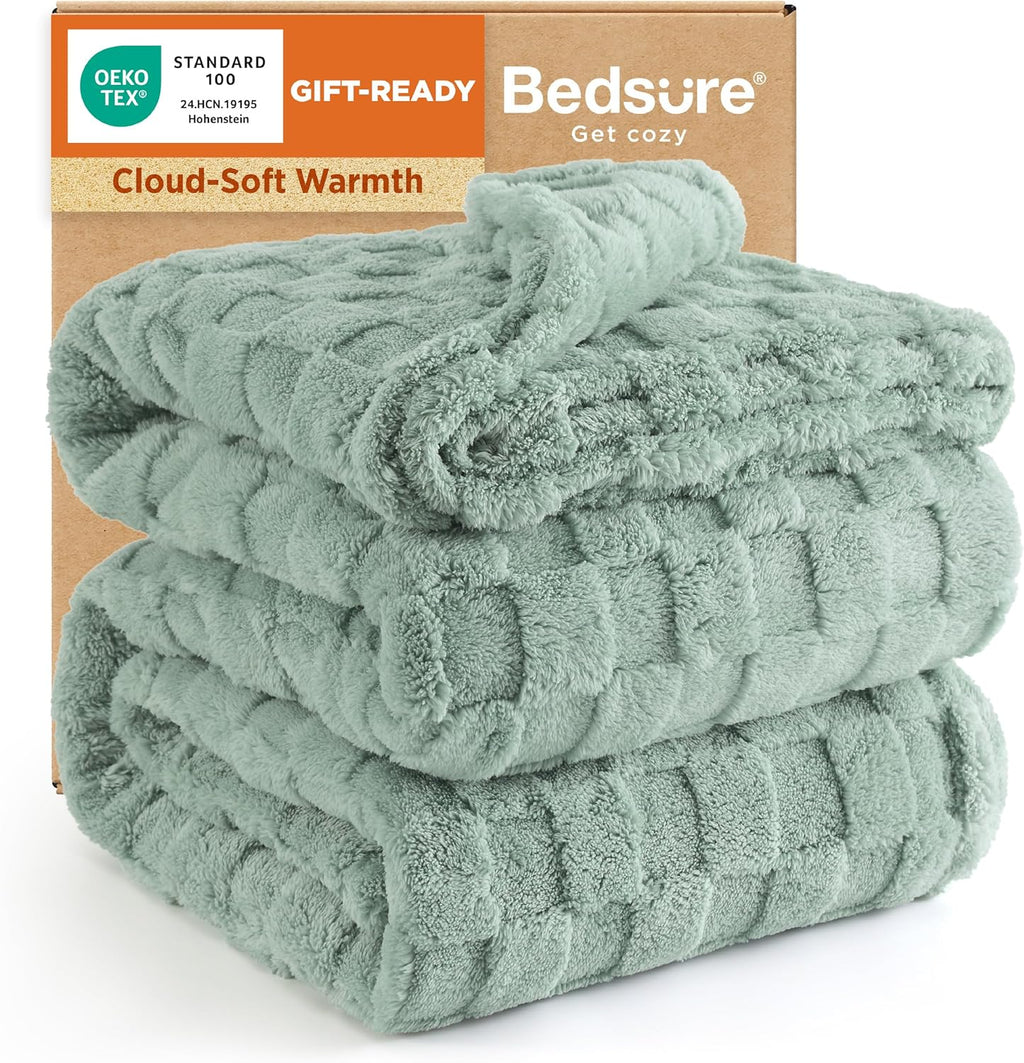 Gentlesoft Blankets Queen Size for Bed - Super Soft Cozy Blanket for Women Men Girls, Large Fuzzy Fleece Throw for Bedroom Decor, Sage Green, 90X90 Inches